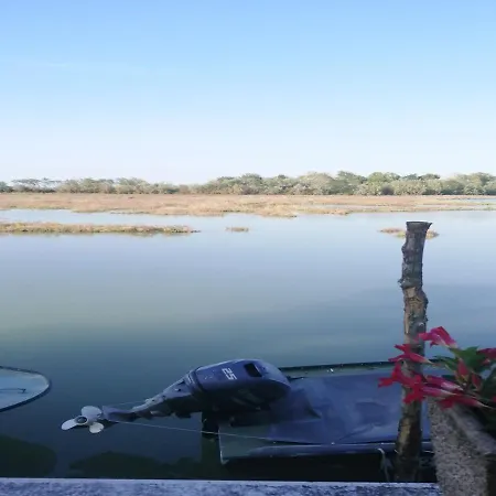 Alloggi Al Mare 4 E 3 * Каваллино