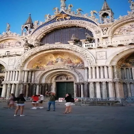 Сasa de vacaciones Alloggi Al Mare 4 E 3