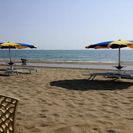 Alloggi Al Mare 4 E 3 Каваллино