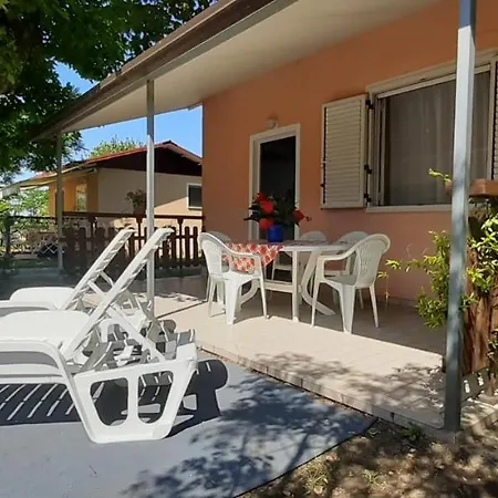 Сasa de vacaciones Alloggi Al Mare 4 E 3